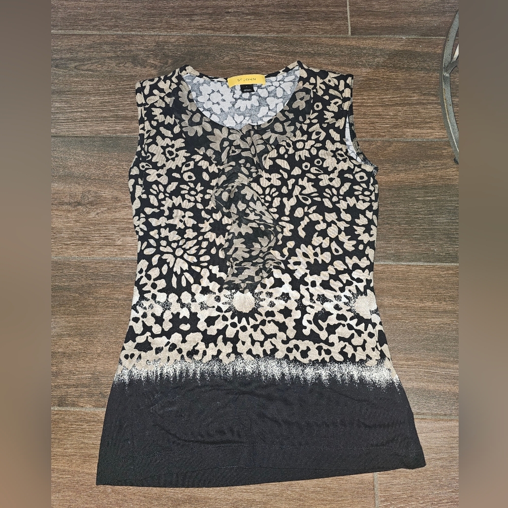 ST. JOHN SPANDEX RUFFLE TOP  Sz PETITE